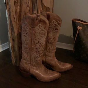 Woman cowboy boots